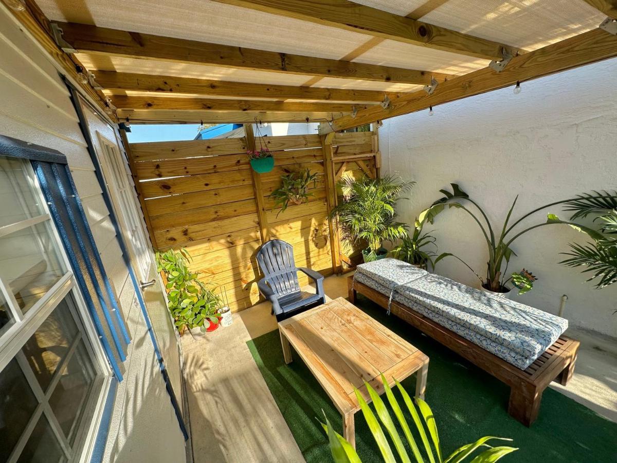 Beach Guests House Apartment Маями Екстериор снимка